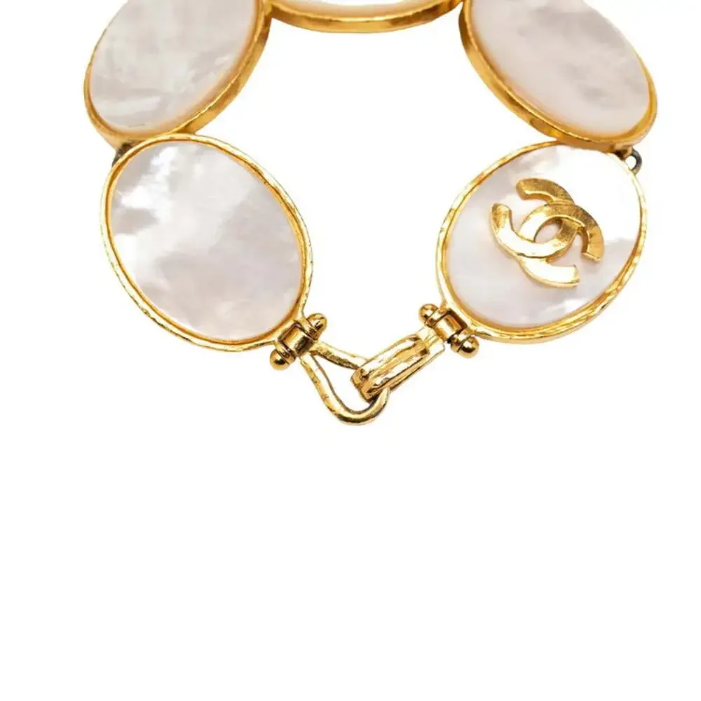 Chanel Cc Logo Bracelet Gold-Tone Metal #256902C16B